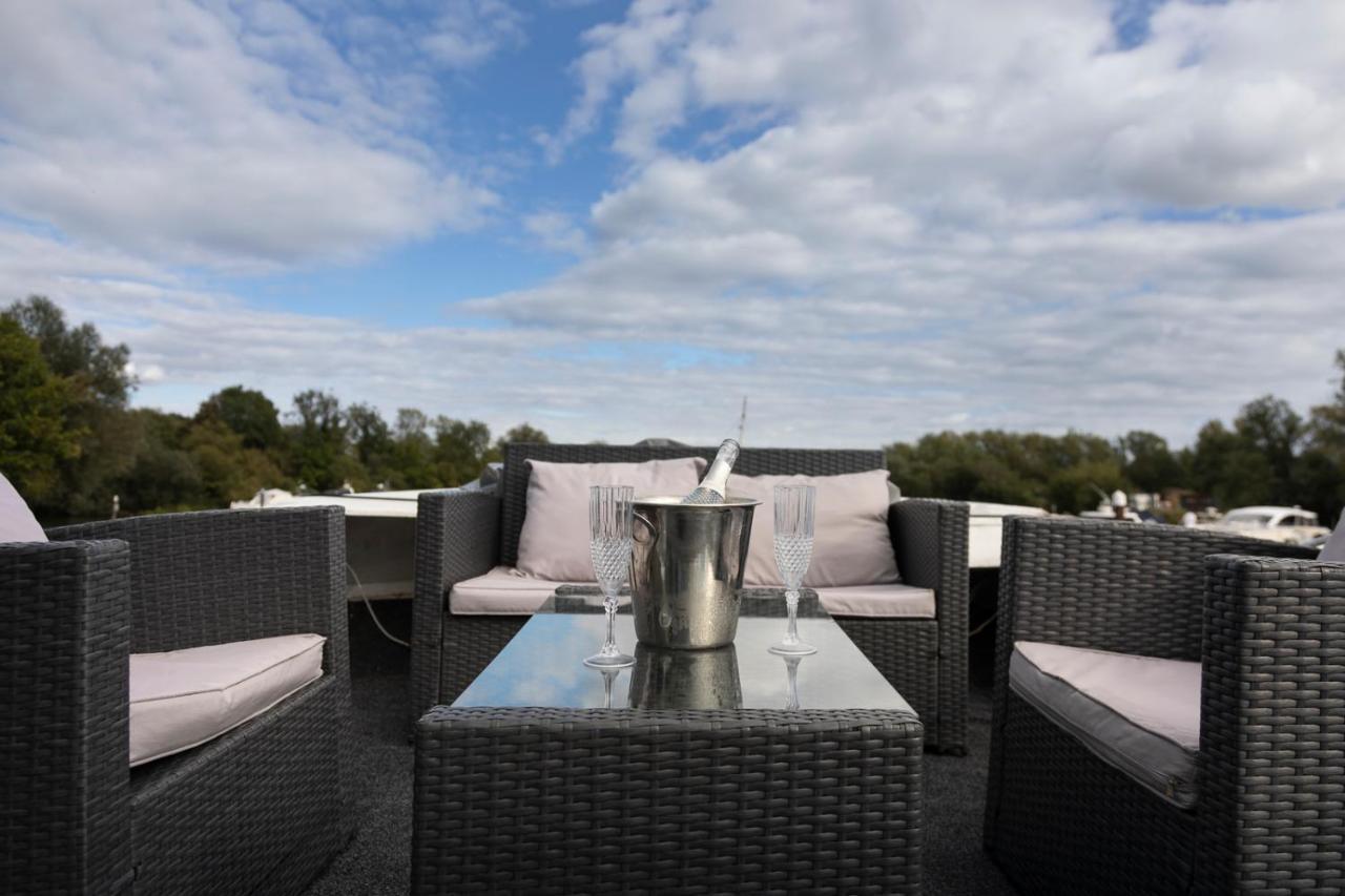 Eucala Motor Yacht Otel Molesey Dış mekan fotoğraf