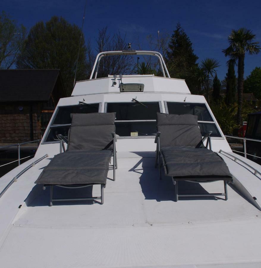 Eucala Motor Yacht Otel Molesey Dış mekan fotoğraf